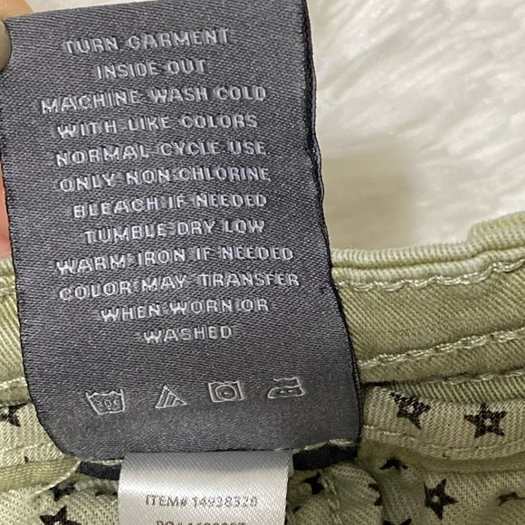 TORRID Shorts Button Fly Stretch Twill Khaki Green Feel the Fit Women’s size 16 - Picture 14 of 15